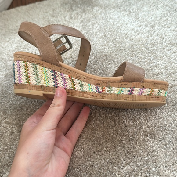 Steve Madden Jbora Wedge Sandals - Picture 3 of 4